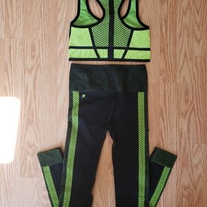 Fabletics Green and Black Matching Set